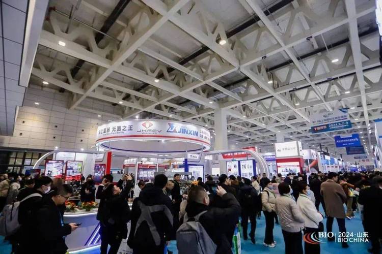 上海信世展览服务有限公司承办,本届展示面积40000平方米,800余家参展